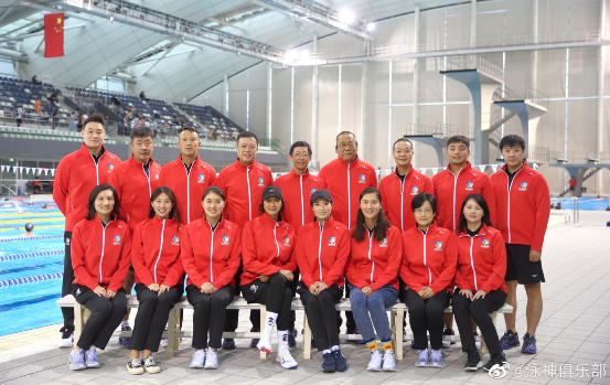 李冰洁等名将粉墨登场的同时,另一支由乐靖宜,罗雪娟,焦刘洋,曾启亮