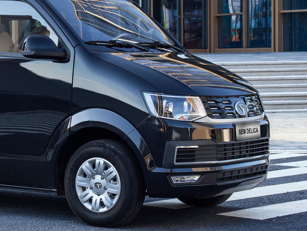 东南得利卡复活车长5310mm侧滑门679座布局续航401km