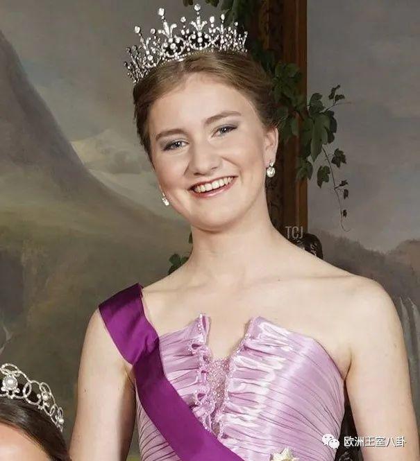 八卦比利时王室新王冠背后的巨壕贵族竟比英女王还有钱