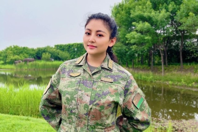 西部战区陆军组歌宣布完成阿鲁阿卓倾情演唱歌曲高原女兵重磅发布