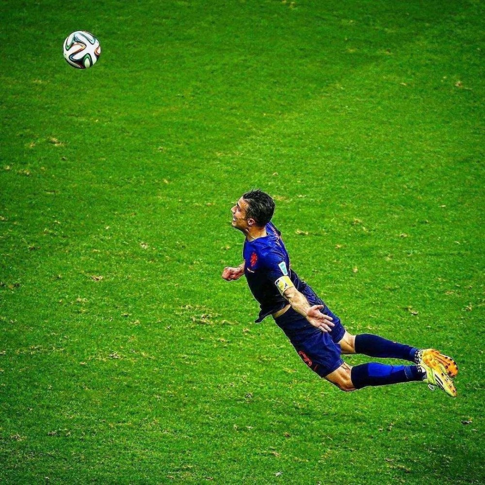 深度丨一步之遥米兰烟花德比飞翔的荷兰人足坛经典镜头系列