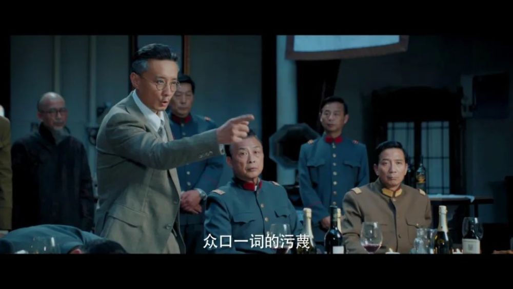 众人都向三井寿一求情,三井让人将李宁玉带出去,因为她找到了凶手,而