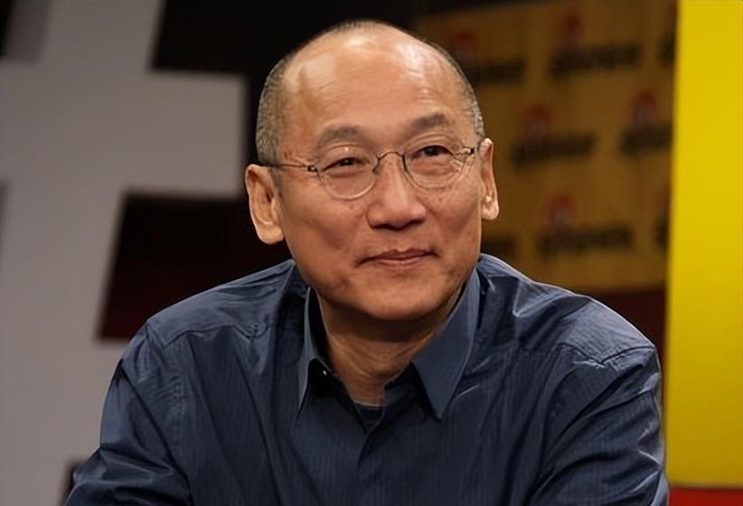 著名导演张建亚,娶女星张瑜,离婚成遗憾,如今事业有成家庭幸福_腾讯