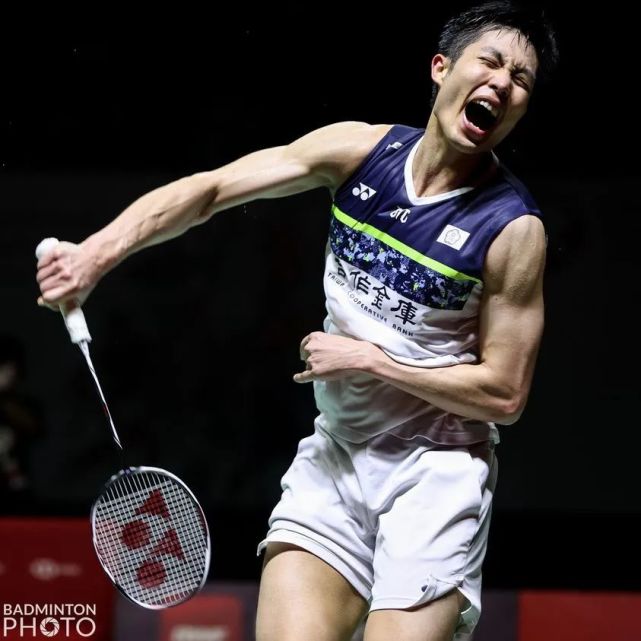 至于桃田贤斗,周天成和金廷等都算是顶级球员,但比起年轻一代的三巨头