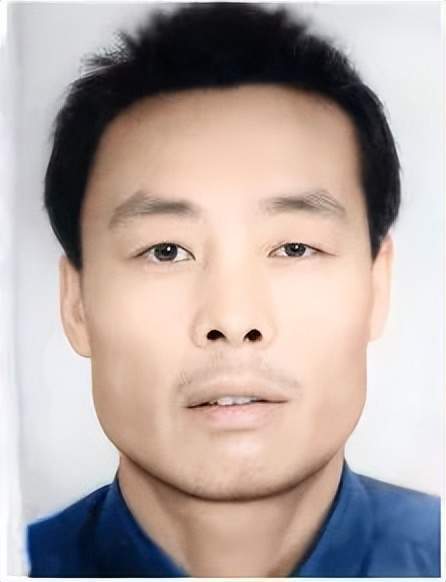 江西余江县公安悬赏十万元,抓这个人_腾讯新闻