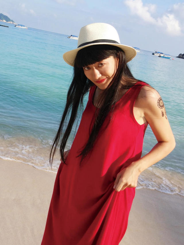 作家张天翼:我给自己建了一座"城堡"