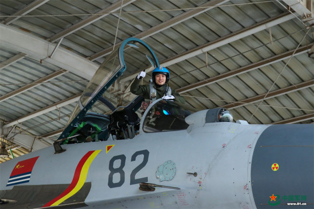 奋斗者·正青春丨舰载机飞行员聂凯:逐梦海天是我和父亲的约定