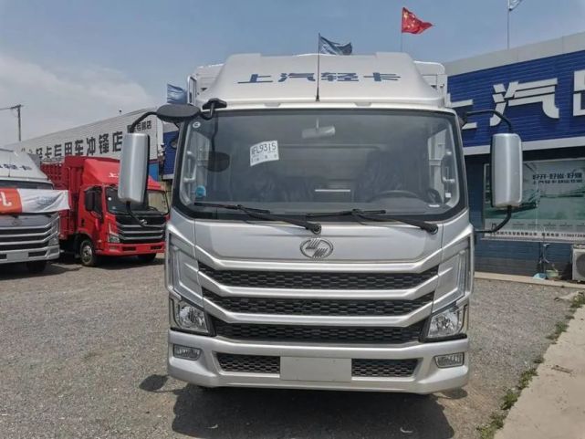 为续写"跃进"辉煌而来的超越h500自动挡轻卡