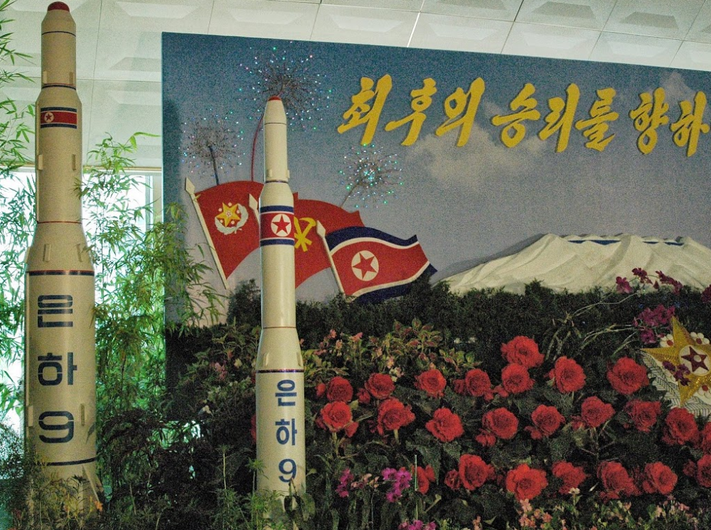 高边疆之谋·54｜世界号火箭首射成功，韩朝太空竞赛或加速