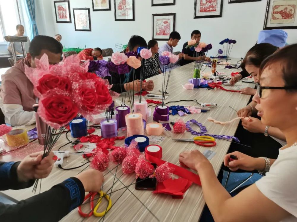 2022年彭阳县残疾人职业技能手工制作培训班开班