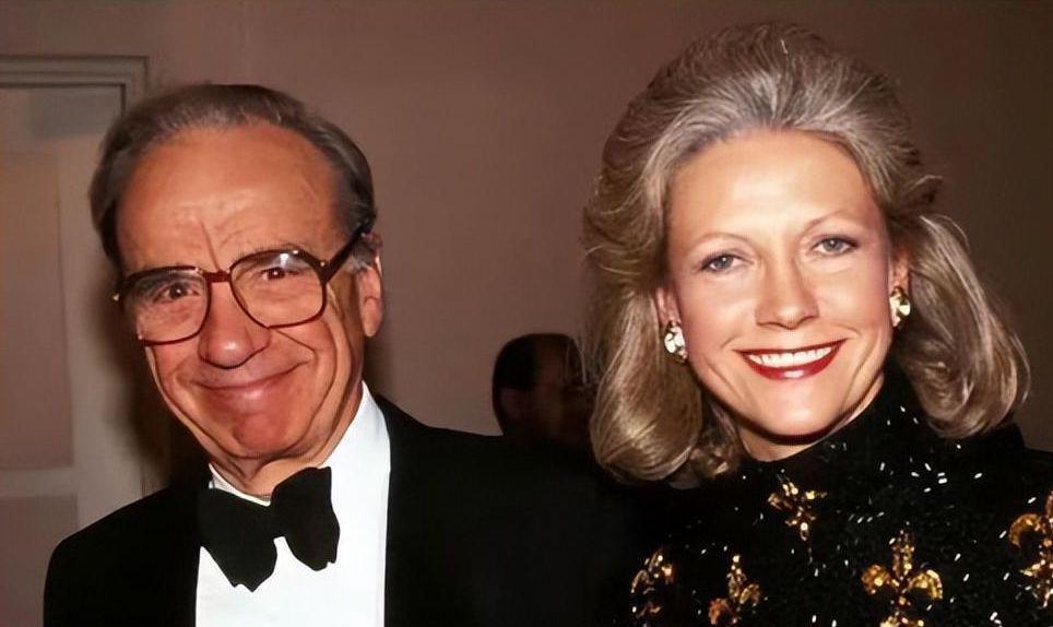 91岁默多克再离婚前三任妻子已分走57亿邓文迪靠孩子多拿了30亿