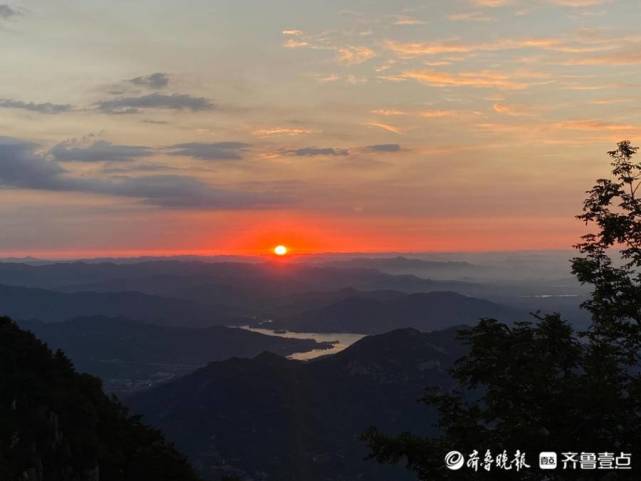 壹图集丨泰山日出绝美瞬间来袭请查收日出东方红似火气势恢宏