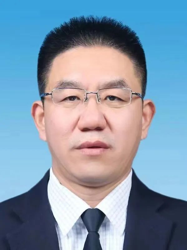 刘长征:用忠诚和担当守护万家安宁|双百政法英模巡礼_腾讯新闻