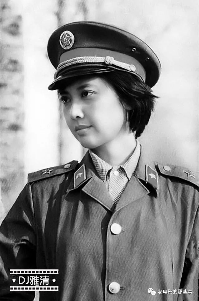 80年代服装女子图片