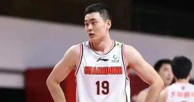 广东队三消息:赵睿恐真的被交易,马力克租借福建,高登有望加盟