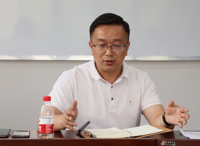 周伟平指出,区政协委员提出的社情民意聚焦民生热点,区政府高度重视