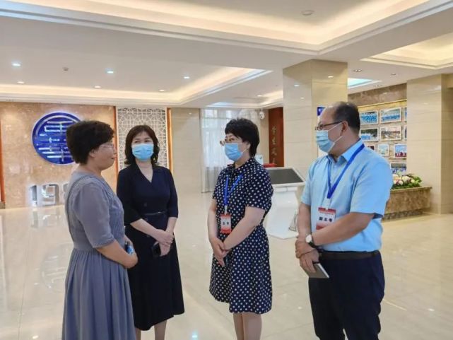 副区长王宇虹带队调研检查中考考点准备情况