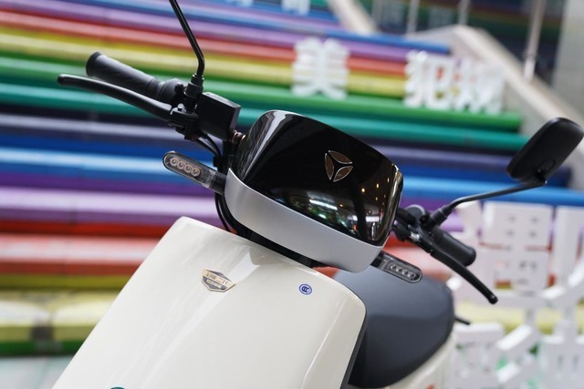 【有料评测】颜值与性能并存，雅迪冠能二代DE8S电动自行车全面评测博柔洗发水在国内是几线产品2023已更新(微博/今日)