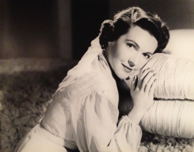 1992年,查尔斯在给南希的信中写道:我的婚姻如同一出悲剧