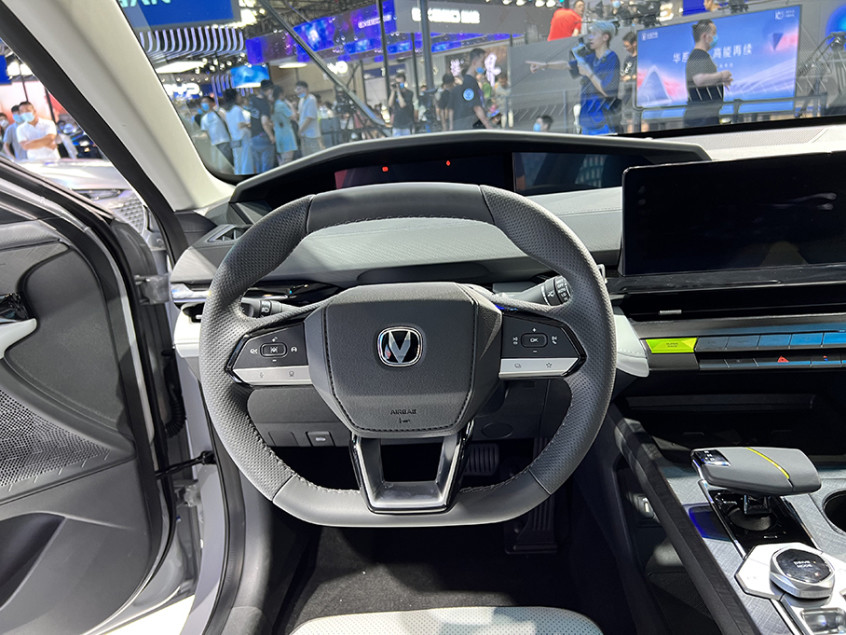 2022重庆车展长安univ20t车型上市