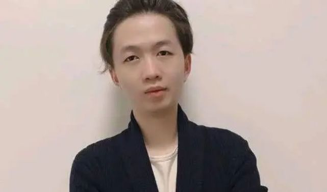 耀扬再放出狠话，为了热度挑衅吕德华，输了直接退隐三个月_腾讯新闻