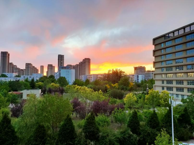 走进京津冀最美大学之唐山师范学院_腾讯新闻