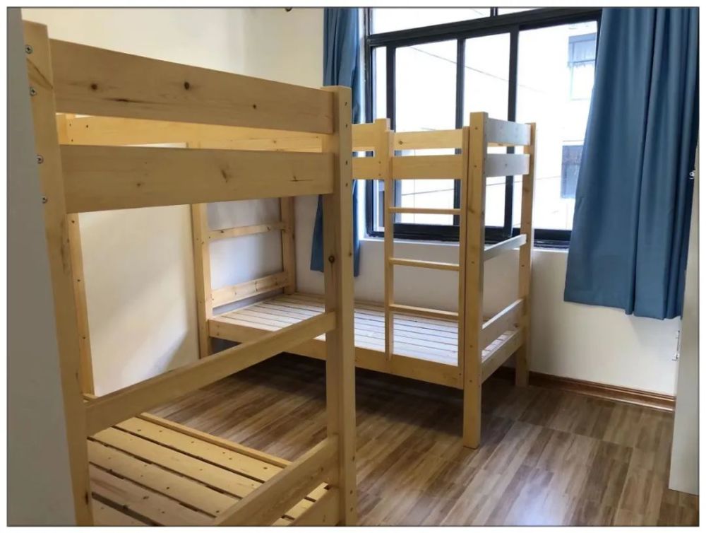 国骅学校宿舍在学校备考的日子紧张而忙碌,但并不是一味的枯燥.