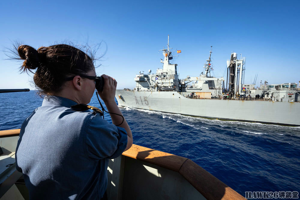 加拿大护卫舰赴地中海演习精彩照片展示罕见细节直升机尤为突出