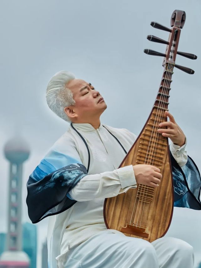 国乐大师方锦龙向您发来邀请函请查收