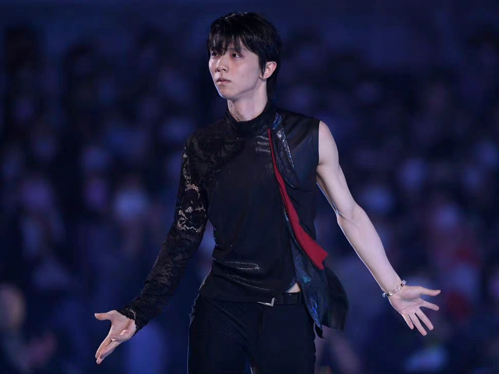 羽生結弦的鯊魚線馬甲線曝光太漂亮了都是為花滑而生的肌肉