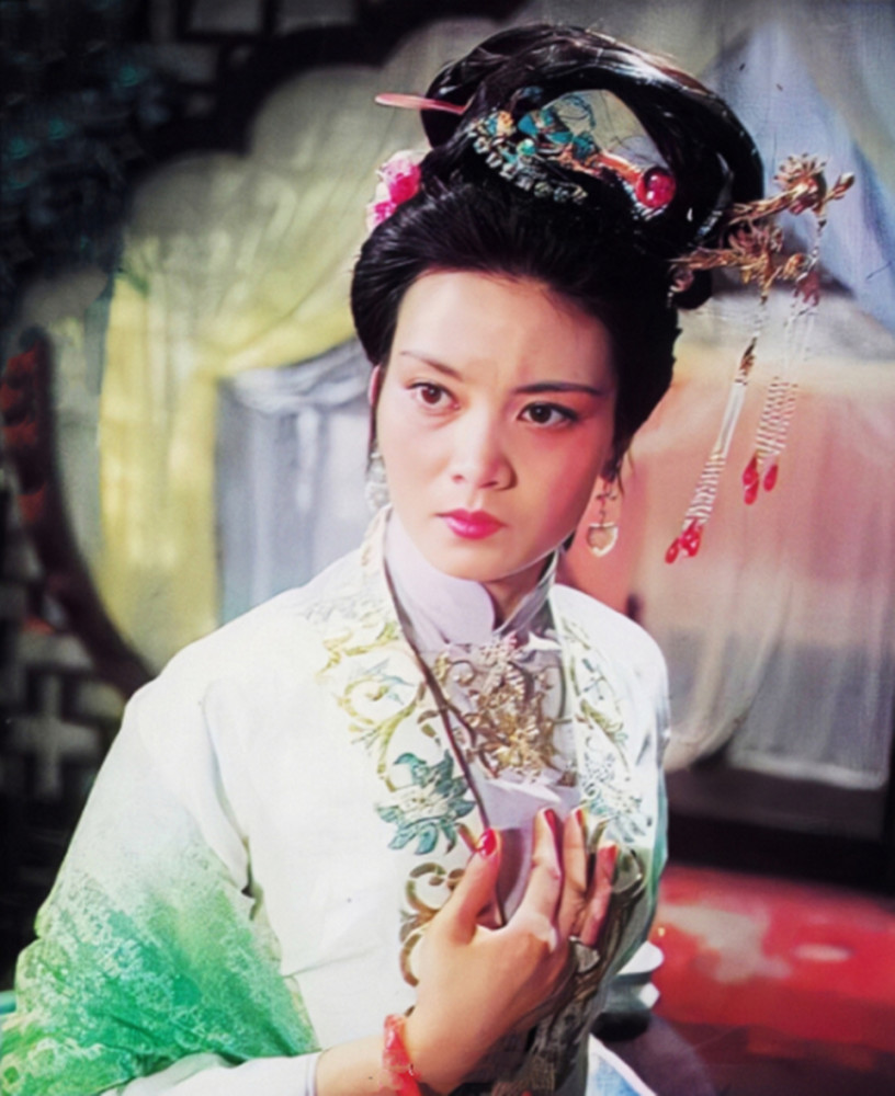 潘虹出演花魁杜十娘这部40年前的老电影至今仍旧让人惊艳