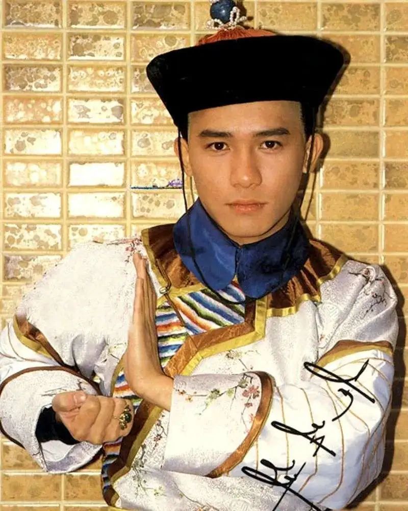 华语影坛,难见"影帝梁朝伟"_腾讯新闻