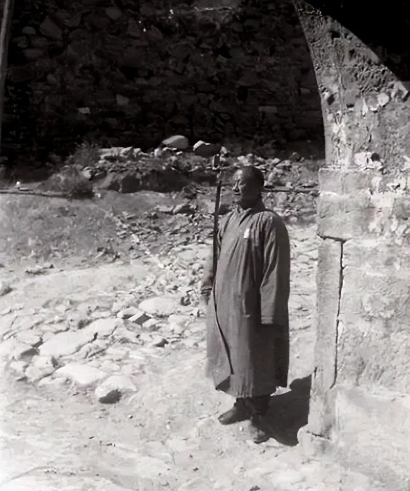 抗日战争中的道士下山真的比神剧还神