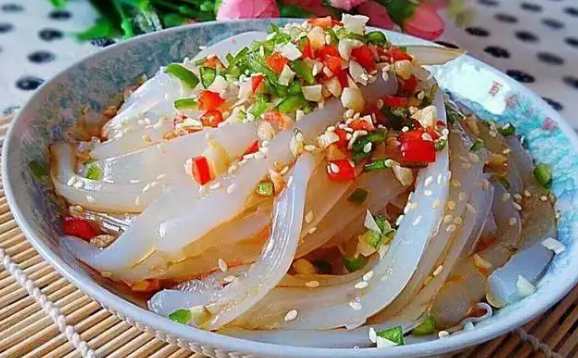 4种做冰凉粉的天亚博买球网址然材料路边摘一把就能做一盆你吃过几种 4种做冰凉粉的天亚博买球网址然材料路边摘一把就能做一盆你吃过几种