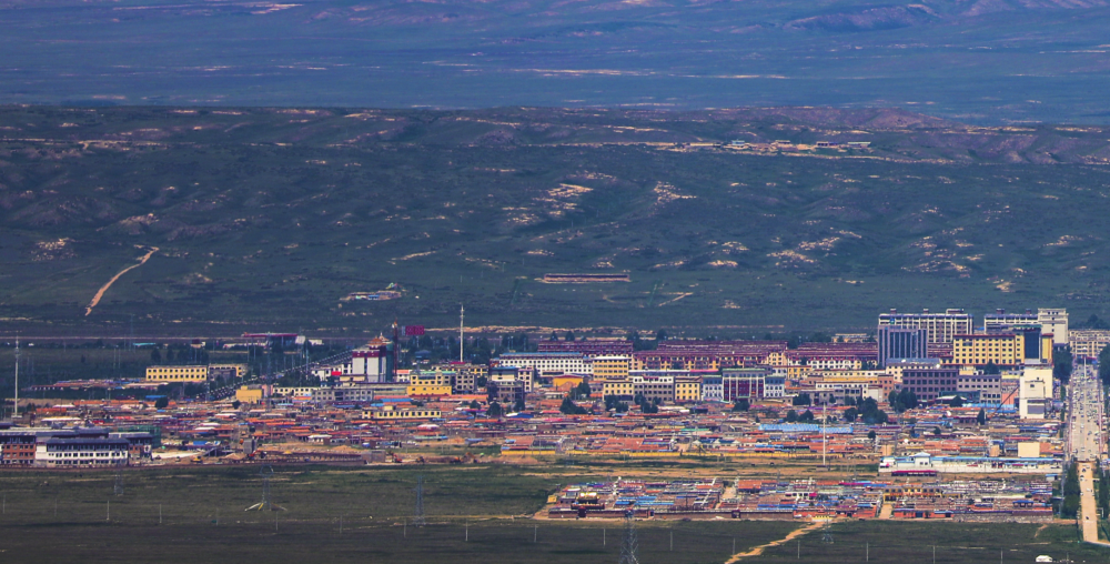 读兴海县志品兴海韵味