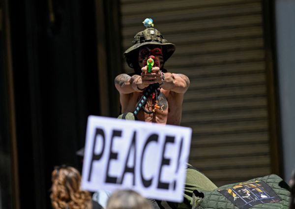 “不要战争，不要北约！”马德里市中心爆发反北约游行监控有录音功能吗