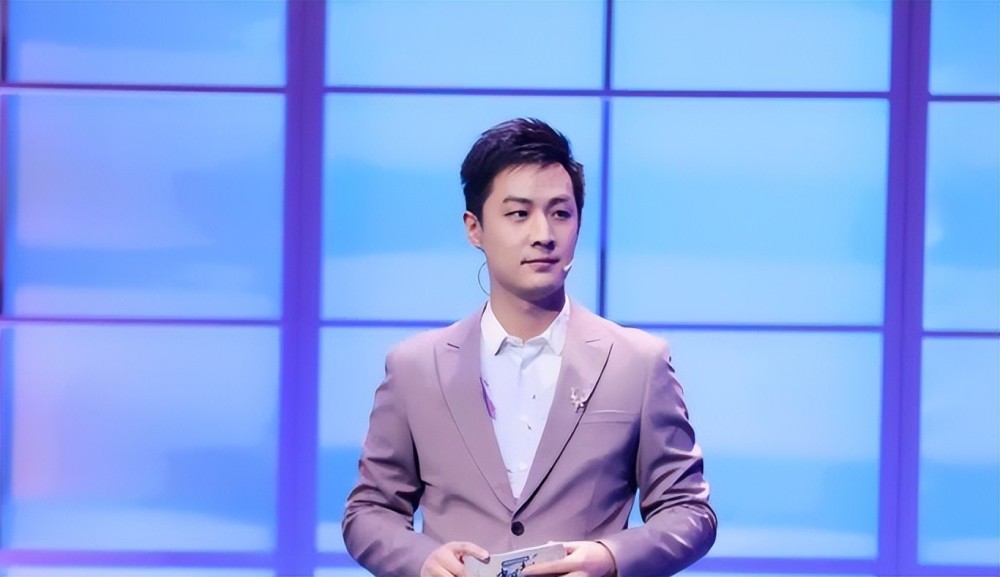 央视主持舒冬:北大法学才子,倪萍接班人,娶了女明星刘若清插图12