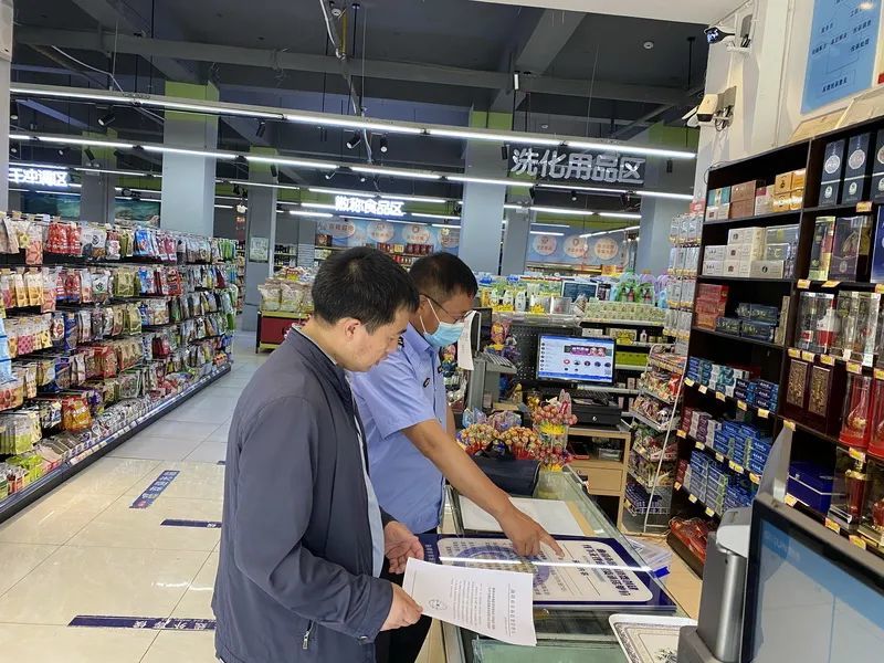 活动,大尔多超市,百姓超市,爱佳佳超市等5家大中型超市率先做出响应