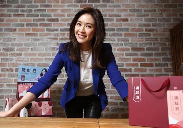 宝藏美人蔡依珊:出身名门却没有放弃奋斗,大气淡定,荣辱不惊