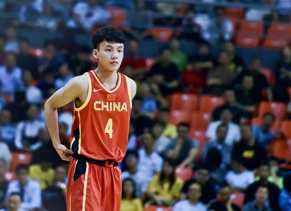 宏远喜讯重磅引援正式到位广东新疆打热身赛徐杰深情发声