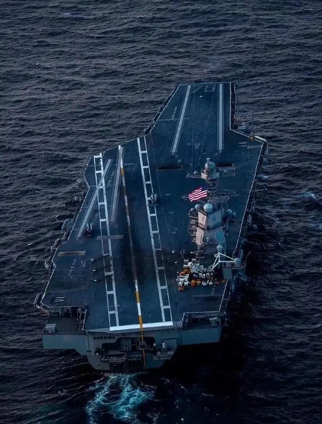 世界最大航母609米图片