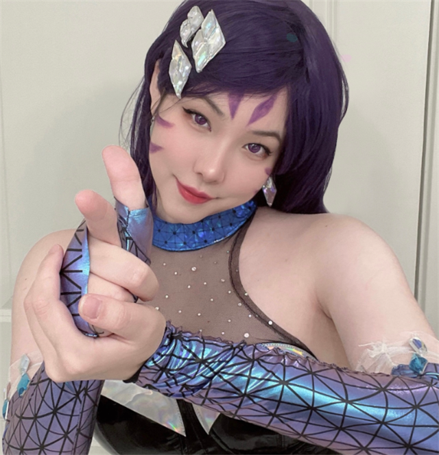 优雅太优雅了mayumi晒出最近cos的约尔太太造型还原度拉满