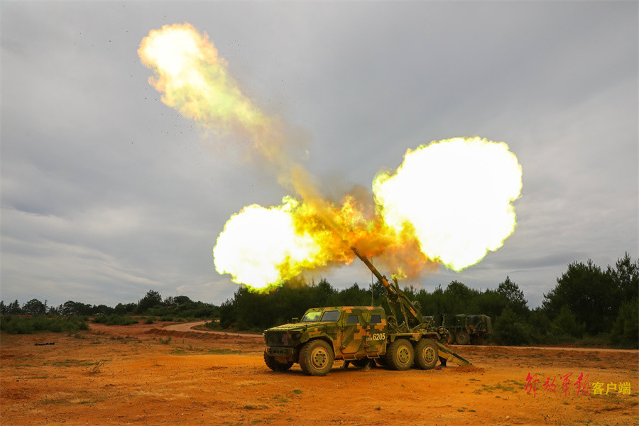 炮火纷飞这场实弹演练堪比大片