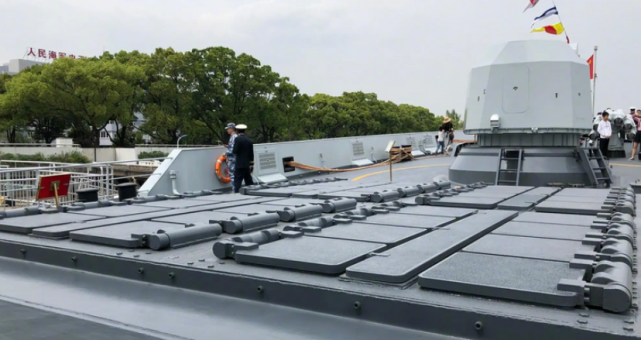 522"资阳"舰服役:沪东等船厂在两年内,下水10艘054a型护卫舰