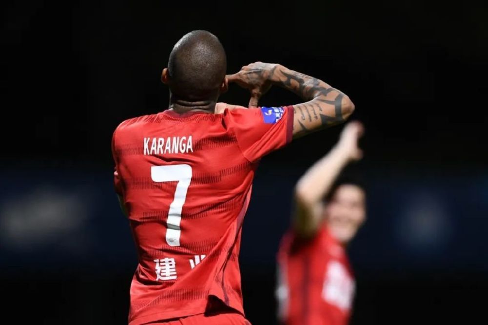 专访卡兰加想再为河南队踢5到10年脾脏摘除后感觉跑得更快