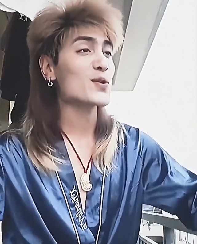 云南傈僳族小伙只会唱我是云南的被吐槽视频毫无营养