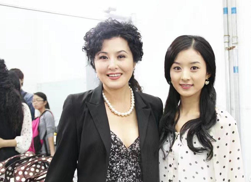 田岷与前任相恋十年却以分手告终对爱不将就仍在寻找意中人