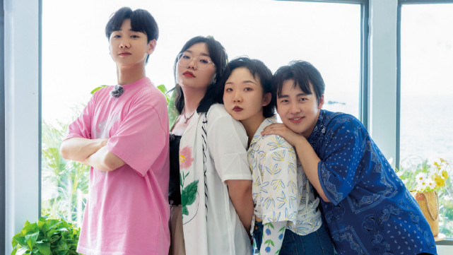 第二季桃花坞成员年龄普遍偏小,除了宋丹丹以外年龄最大的是43岁的