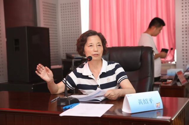 专委会主任委员,西安交通大学第二附属医院黄绍平教授及神经学组组长