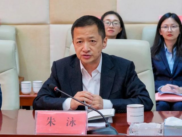 呈贡区人民政府区长李宁表示,呈贡区具有良好的资源禀赋,与建设银行有